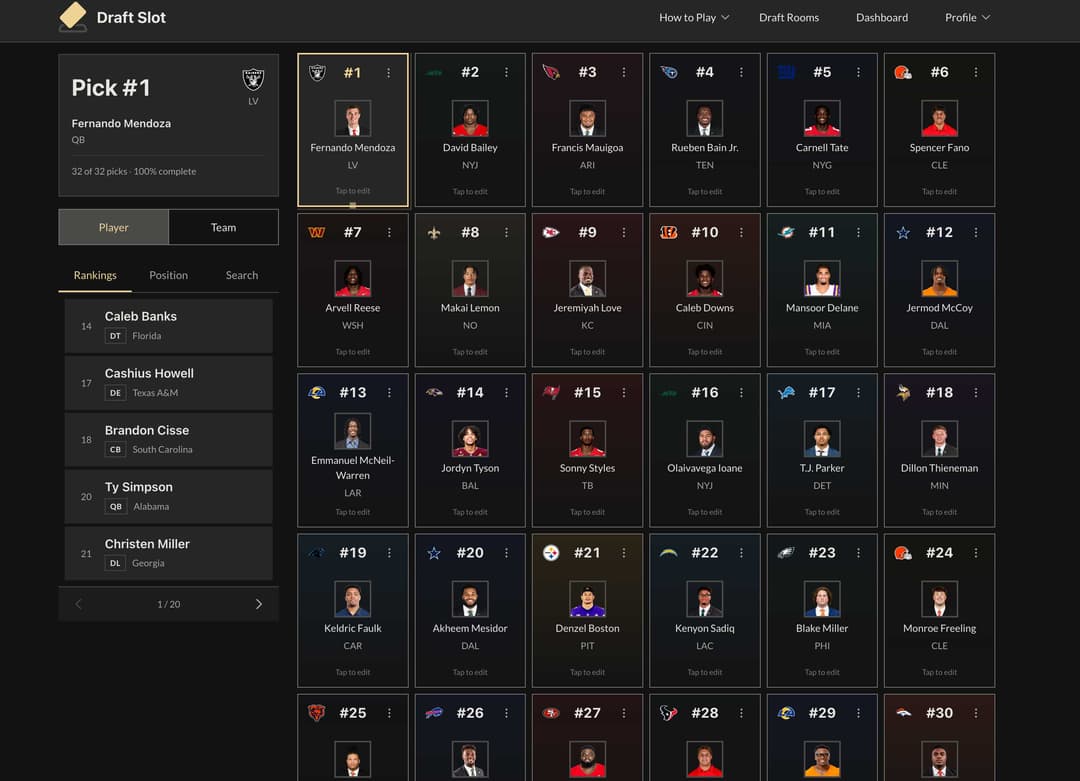Draft Slot's live draft board showing real-time picks in a 32-pick round